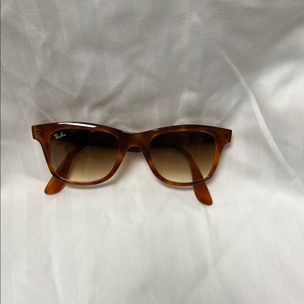 Ray-Ban Tortoise Shell Sunglasses